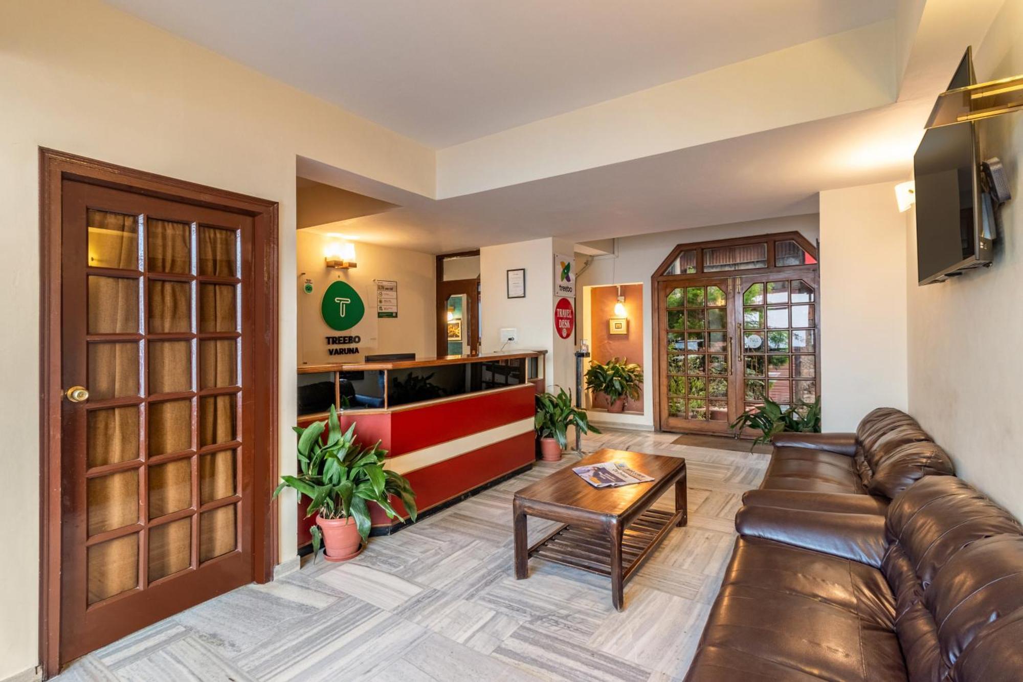 Treebo Varuna With Mountain View Shimla Exterior foto